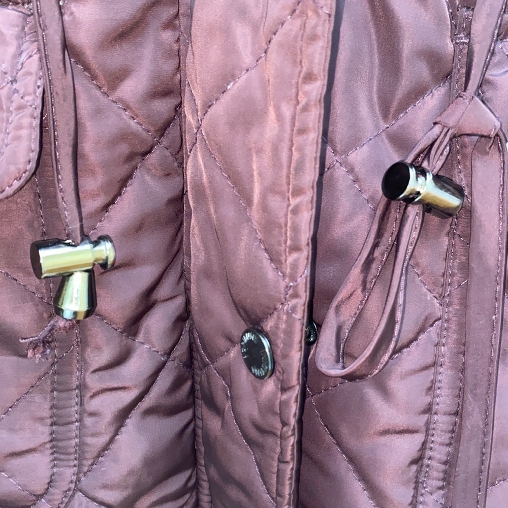 Adrienne Vittadini Burgundy Quilted Utility Vest Faux Fur Lined Snap Zip Medium - Picture 8 of 11